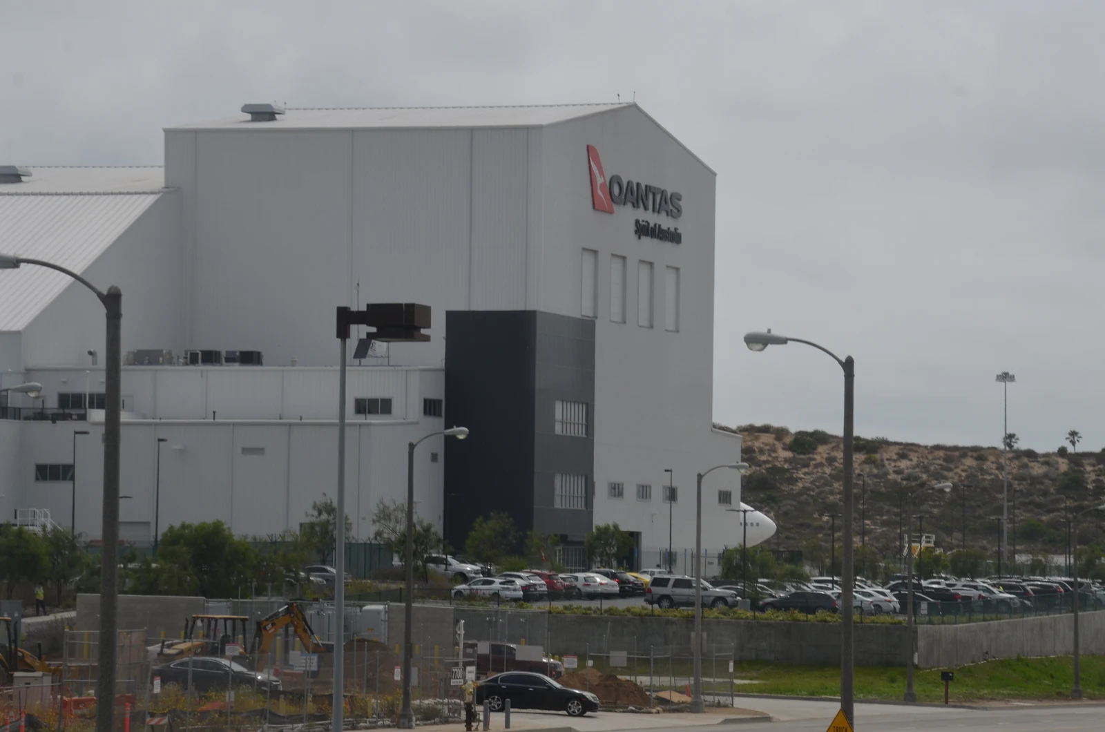 LAX Qantas Airbus A380 Hangar